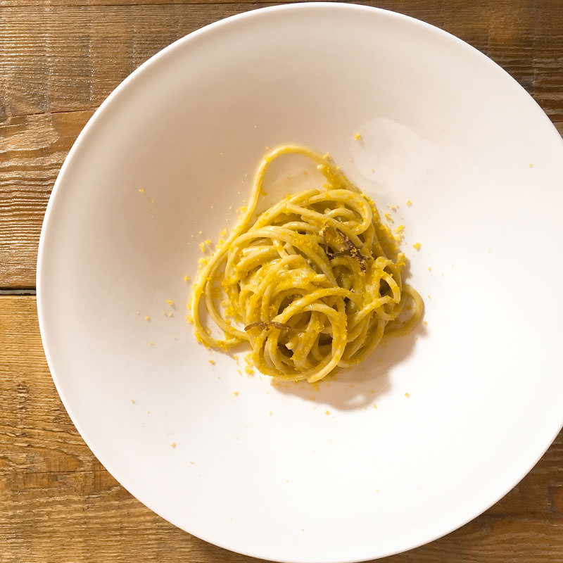 spaghettoro-pistacchio-bottarga-capperi
